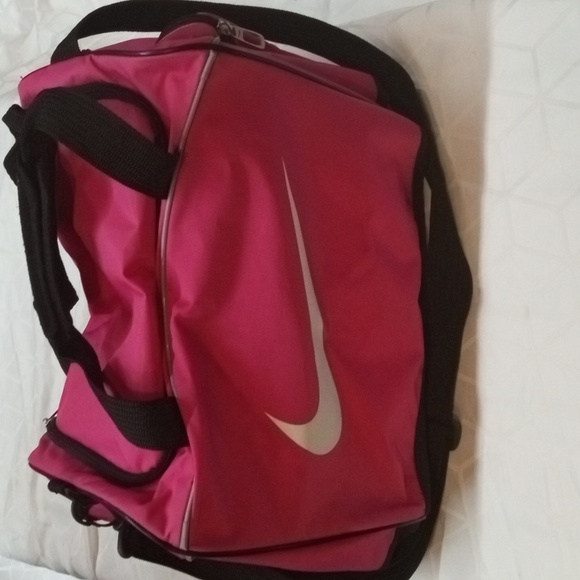 Nike Handbags - Pink Nike Gym Bag